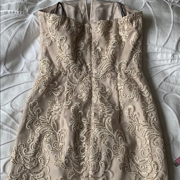 Vince Camuto Champagne sequin strapless dress🌟 - Picture 15 of 15